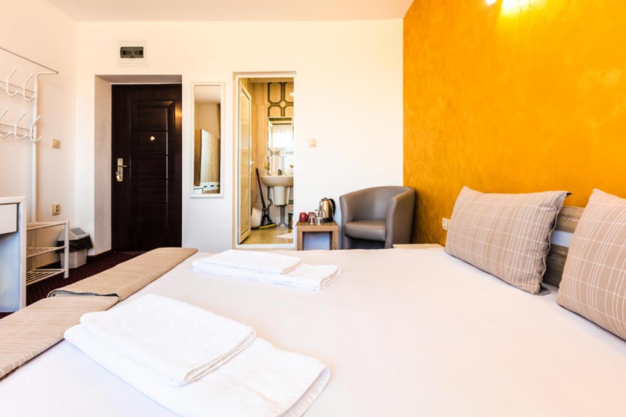 Guest House Theona Obzor Buitenkant foto
