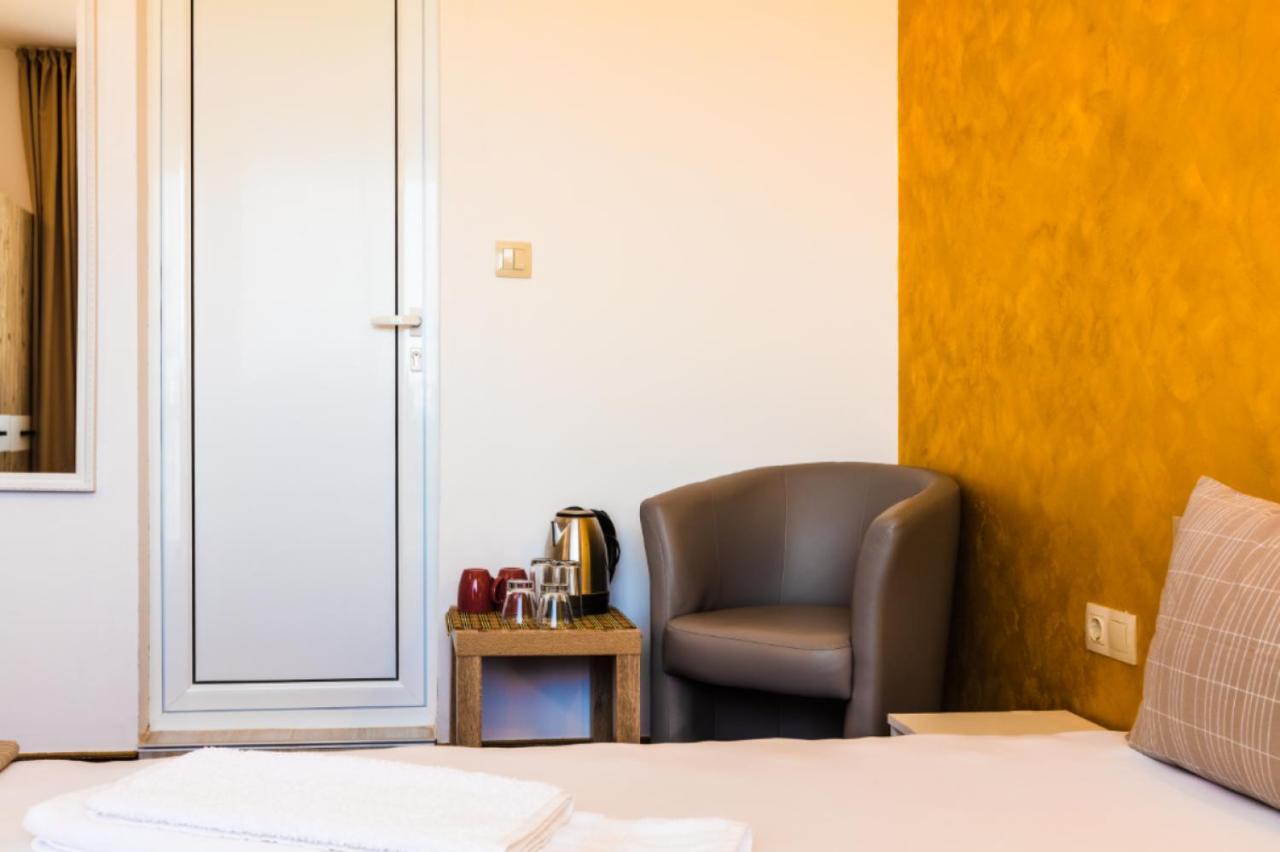 Guest House Theona Obzor Buitenkant foto